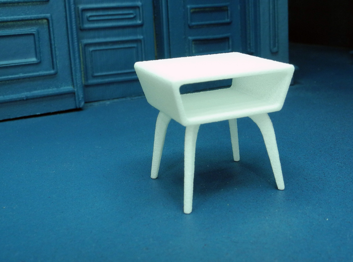 1:24 Moderne Angled Side Table 3d printed Printed in White, Strong &amp; Flexible