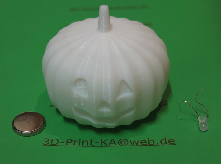 Halloweem pumpkin with flashing RGB LED and CR2032 3d printed 