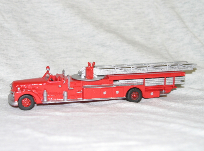 Seagrave 1951 1:64 3d printed Painted by FIREAPPJNL