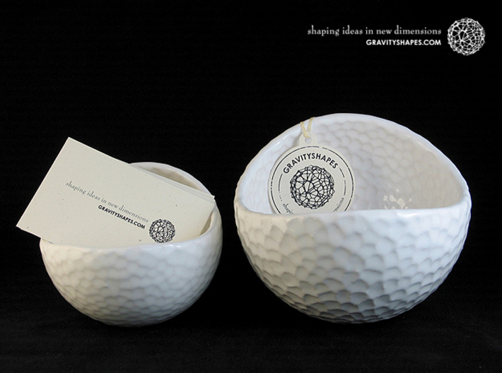 Porcelain Plant-pot in Golfball-Look (large round) 3d printed Gloss White - Size large and XL