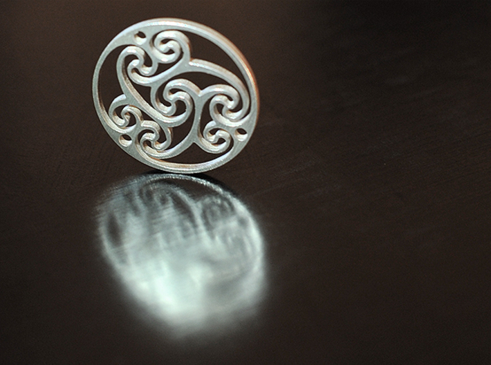 Celtic Amulet [3.6cm, 1.4&quot;] 3d printed Raw Silver