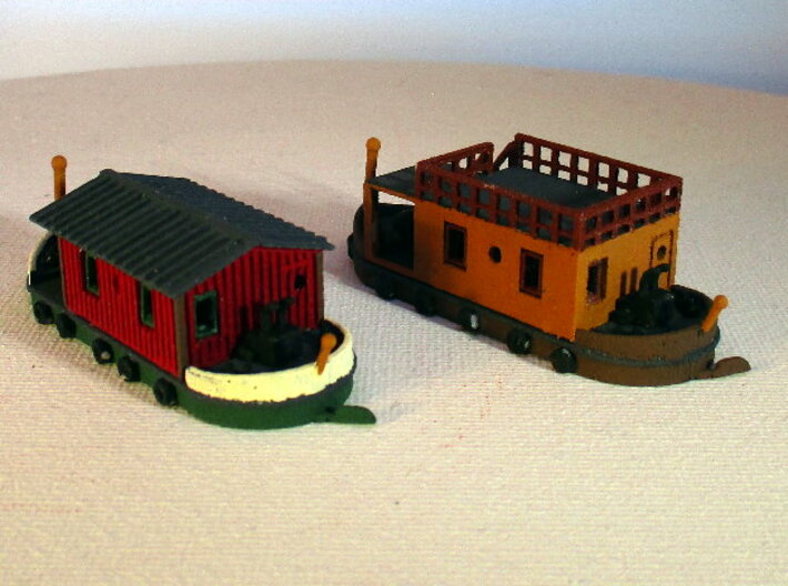 2 Hausboote Set 3 - 1:220 / 1:160 3d printed bemalt und zusammengebaut - painted and assembled