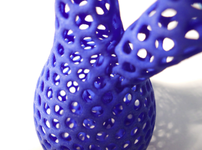 Klein bottle irregular holes weave 3d printed The self intersection close up