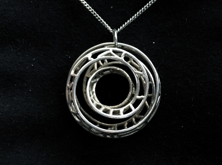 Single Strand Spiral Voronoi Interlocking Pendant 3d printed