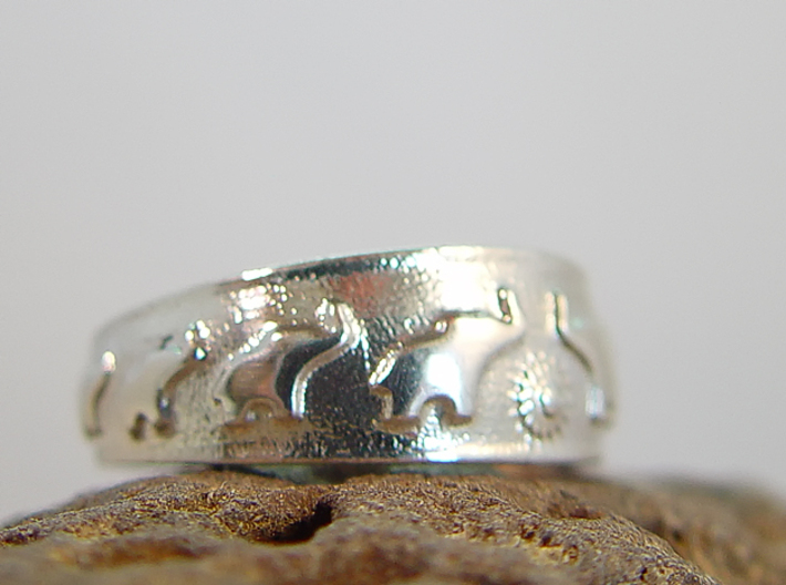 Marching Elephants Ring 3d printed