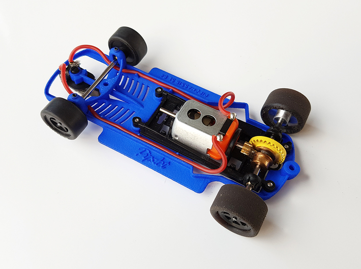 Pipchassis SL 84 3d printed 