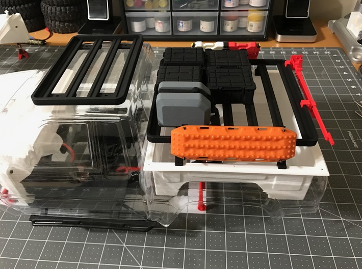 FR10018 SR5 Slimline II Bed Rack 6.0 x 6.5 3d printed Parts shown mounted to Proline SR5 body with accessories (sold separately)