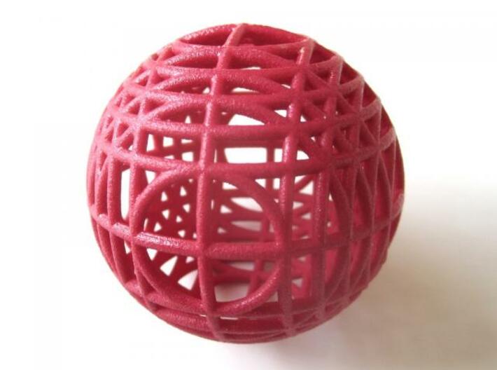 MegaWireSphere 3d printed In winter red strong and flexible (and manually varnished)
