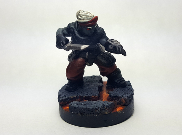 Dwarf Rogue 3d printed Painted with acrylic paints on a custom 1 inch base.