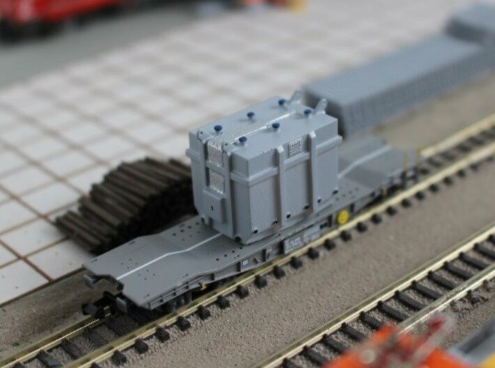 N Scale Transformer Load 3d printed Transformer ready for unloading (no tie-downs)