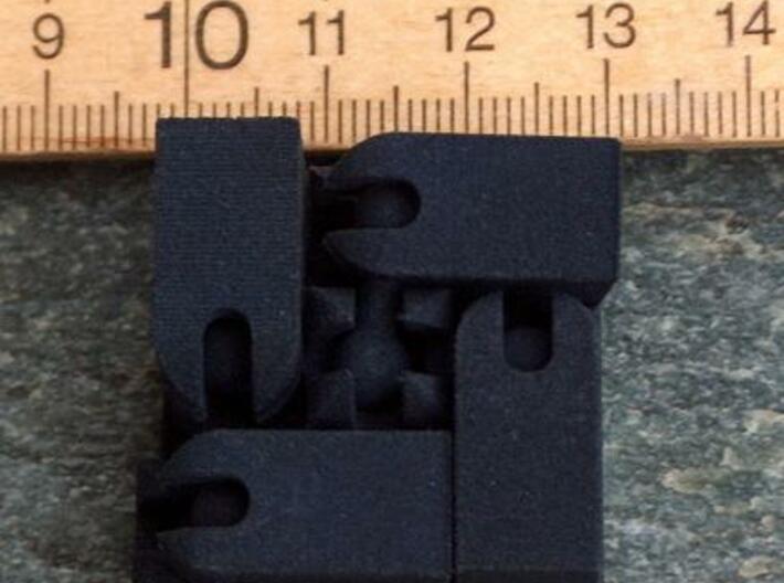 Gelenkwürfel 3d printed Dimension of solved puzzle: 3 x 3 x 3 cm3