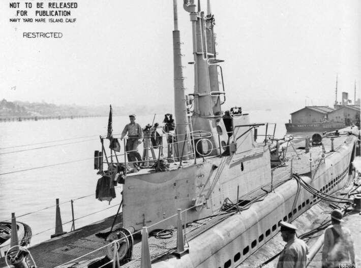 1/32 Balao Periscope Shears and Radar Mast 3d printed Balao-class submarine USS BalaoSS-285.