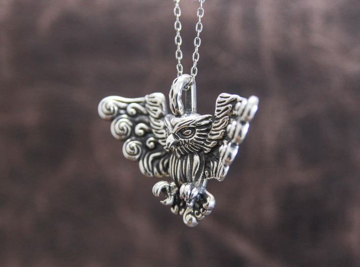 Owl Pendant 3d printed This material is Polished Silver , Patinated with bleach