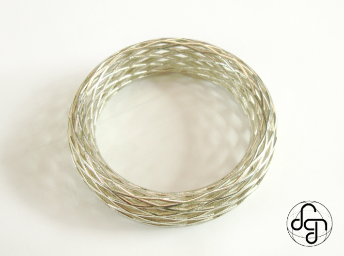 Toroidal Knot Bangle 3d printed Detail [Polished Silver]