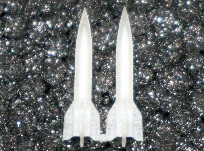 V-2 1/700 scale (two rockets) - sprue 3d printed