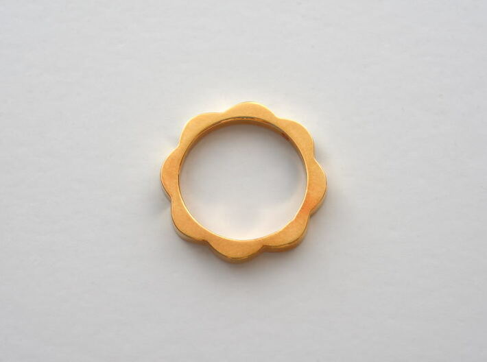 Flower Power Ring S/M 17mm 3d printed