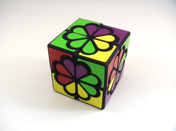 Crazy Daisy Cube 3d printed Multiple Turns