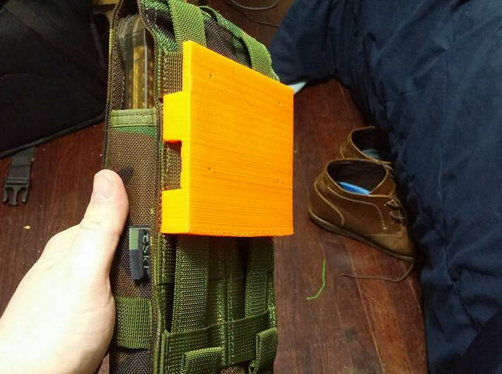 Wall-Mounted MOLLE/PALS Mounting System (3 x 2) 3d printed 