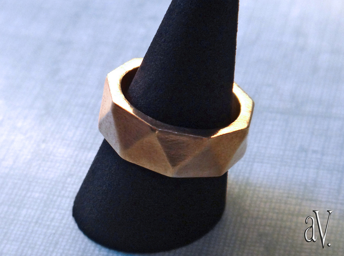 Faceted9 Sided Ring 3d printed 