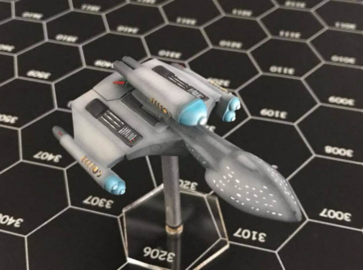 3125 Scale Romulan DemonHawk Dreadnought MGL 3d printed Ship is in Smooth Fine Detail Plastic and painted by a fan. Stand not included.