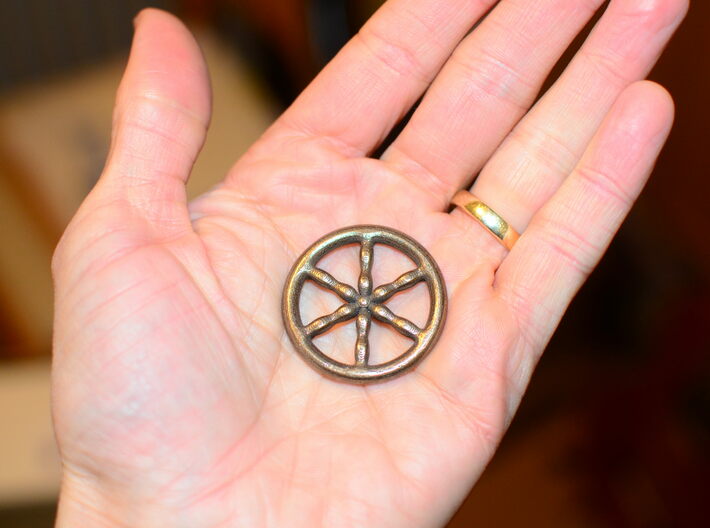 Ancient celtic wheel charioteer's pendant v02 3d printed
