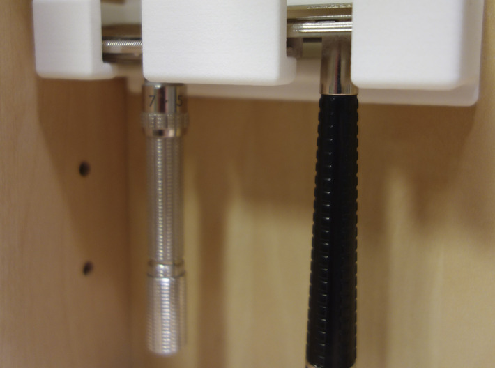 Razor rack for two safety razors, wall mountable. 3d printed The razors are not included