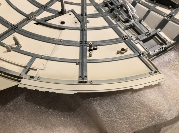 DeAgo Millennium Falcon sheets for side panels mod 3d printed Sheet in place, painted FUD version