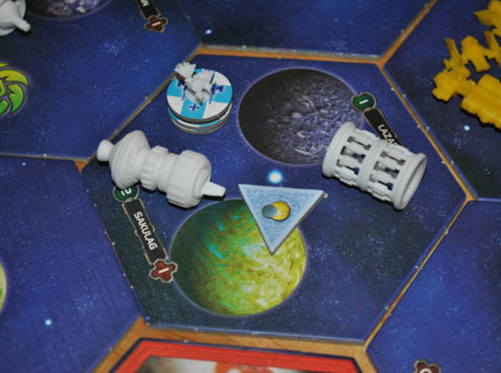 Human Spacestation 3d printed Sol Spacedock in orbit of Lazar with a cruiser and fighters in a game of Twilight Imperium 3