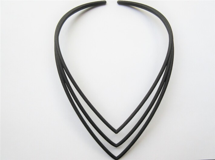 Modern V Necklace 3d printed