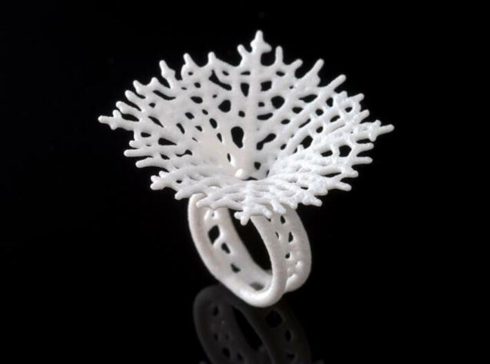 Hyphae Ring 3d printed in white strong &amp; flexible