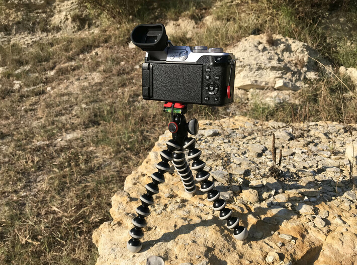 Camera Baseplate, GorillaPod & Arca Clamp 3d printed Connects to a GorillaPod Hybrid