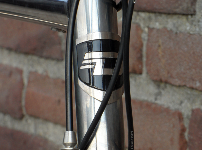 Headtube Badge Diamant - base 3d printed Polished Stainless Steel and sanded Strong &amp; Flexible Plastic, painted in glossy black