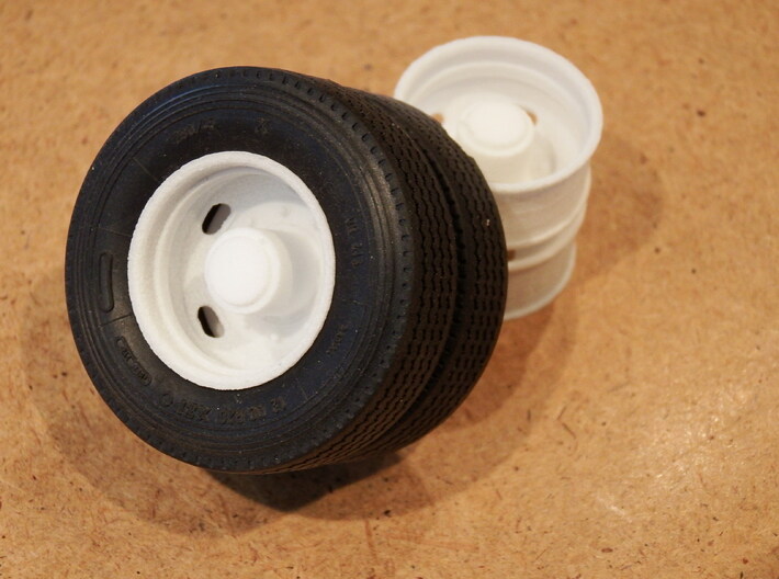 5-Hole Rear Rims with Volvo Hub 3d printed 