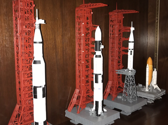 1/400 Saturn V MLP & Crawler, Apollo launch pad 3d printed My various launch pads, made by a customer who admits he has limited modelling skills. I think he's made a good job of them.