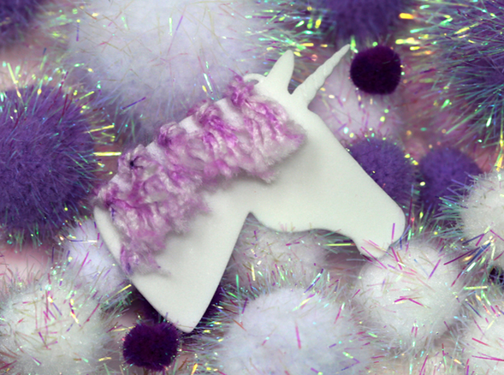 the Unicorn Pendant 3d printed Yarn mane and pom-poms not included
