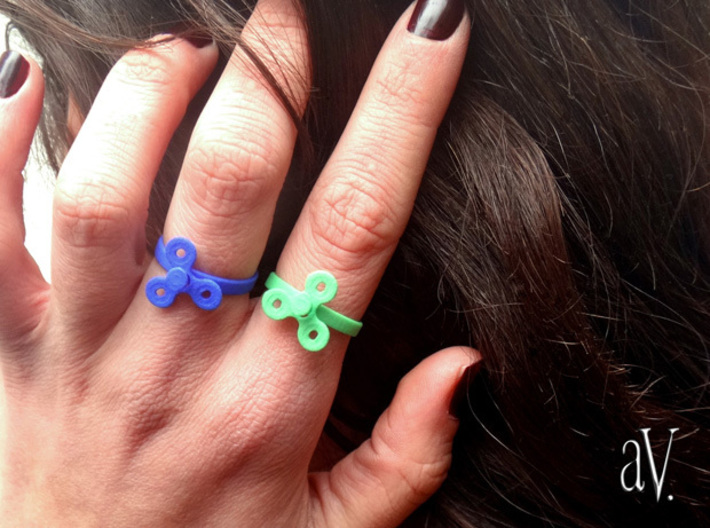 Fidget Spinner Ring 3d printed Blue and green versions
