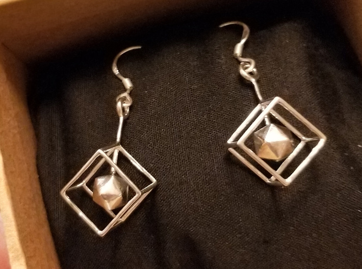 Earrings: Icosahedron in a cube 3d printed 
