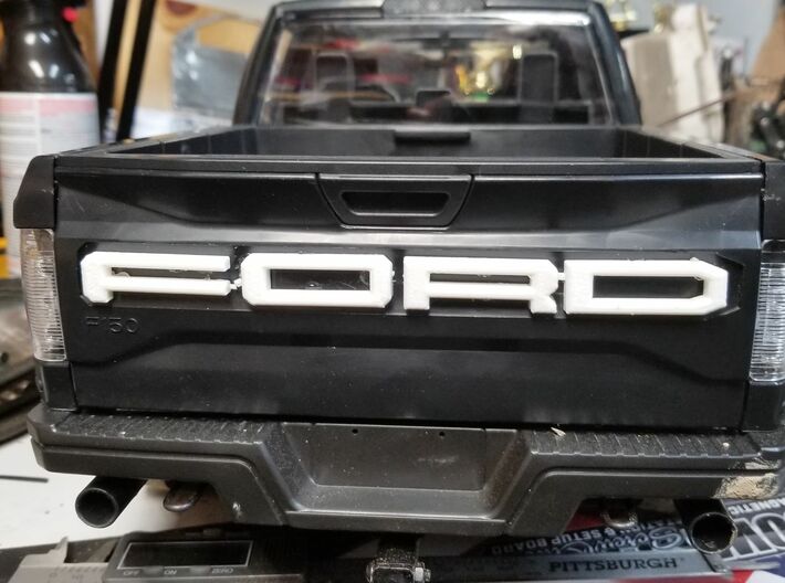 RC4WD HERO Tailgate F O R D Lettering 3d printed 