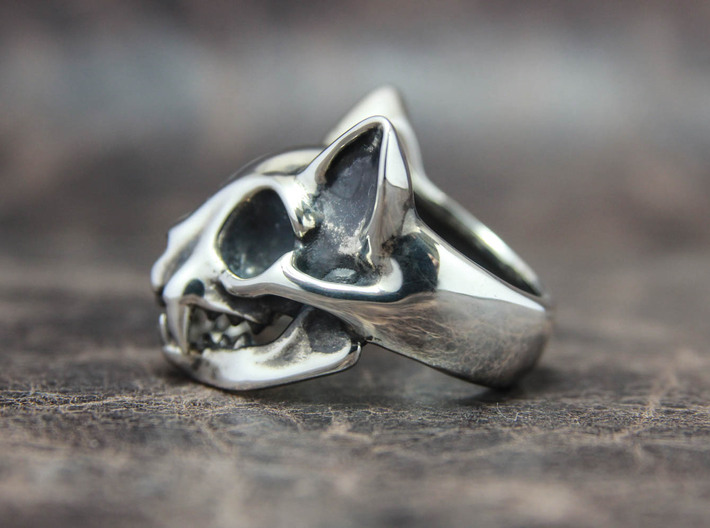 Cat Skull Ring 3d printed This material is Polished Silver , Patinated with bleach