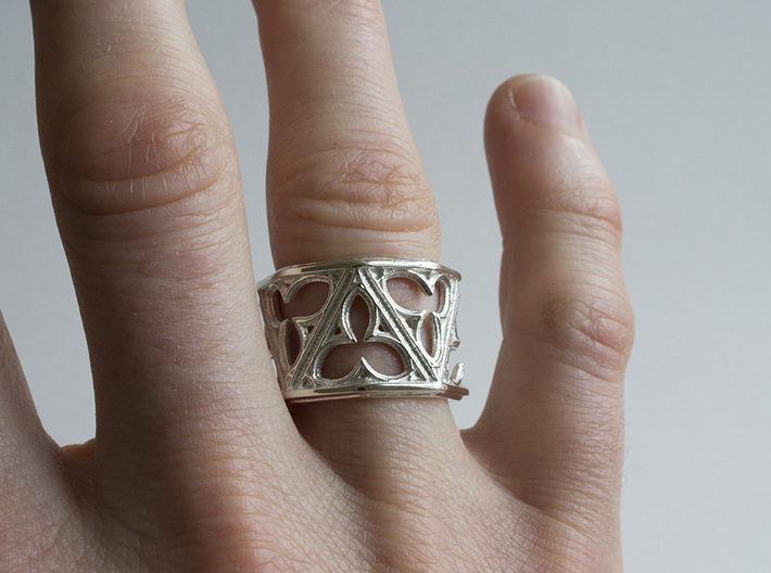 Gothic Window Ring v2 3d printed 