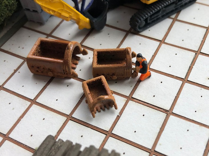 N Scale Dragline Bucket 3pc 3d printed Hey boss, I found some more old stuff! Scrap 'em?
