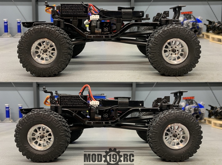 SCX24 Low CG Battery Tray + Shock Towers 3d printed Stock (Top) vs. Mod19RC (Bottom)