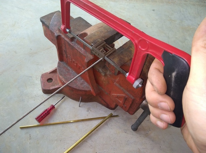 Handsaw Helper to cut Tie-Rods, motor mount tubes 3d printed 