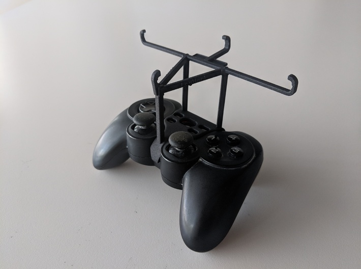 Controller mount for F710 & Huawei nova 5T - Top 3d printed Over the top - barebones