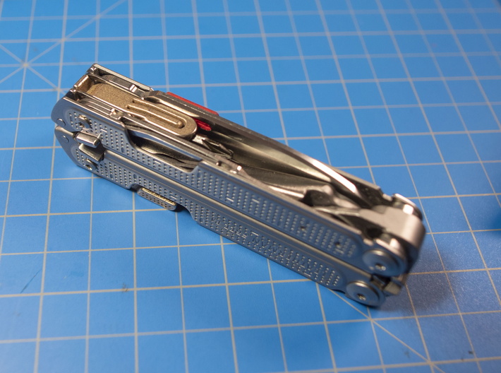 Flat Bit Holder Mod for Leatherman FREE P4  &, P2 3d printed Folds into the tool