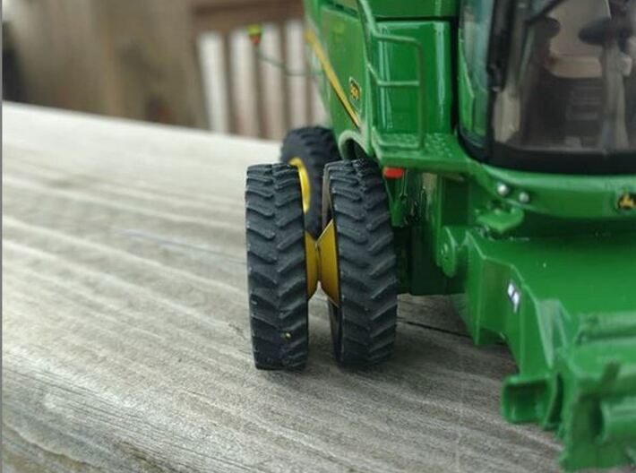 1/64 Scale 42&quot; Dished Rims &amp; Tires 3d printed
