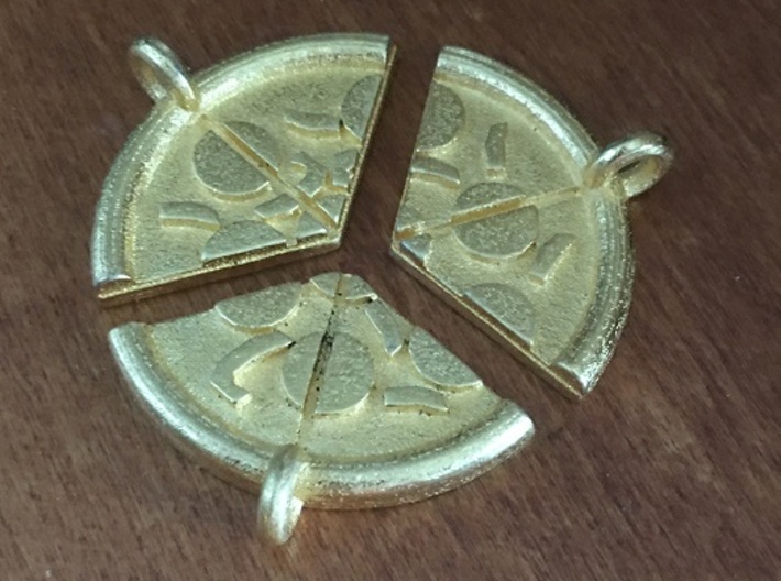 Pizza friendship pendant (thick crust slices 3&4) 3d printed The complete pizza