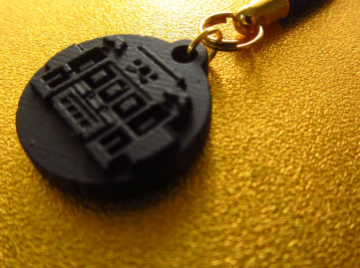 Mojiko Station necklace, keychain for train lover  3d printed Pendant goes without chain. But, you can add chain, "Add A Chain" button under "BUY NOW" button.
