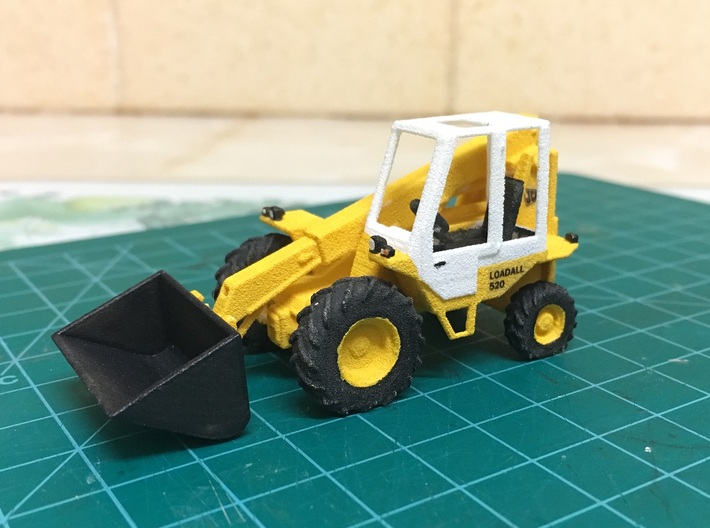 7mm JCB 520 Loadall 3d printed 4mm version shown with raised bucket