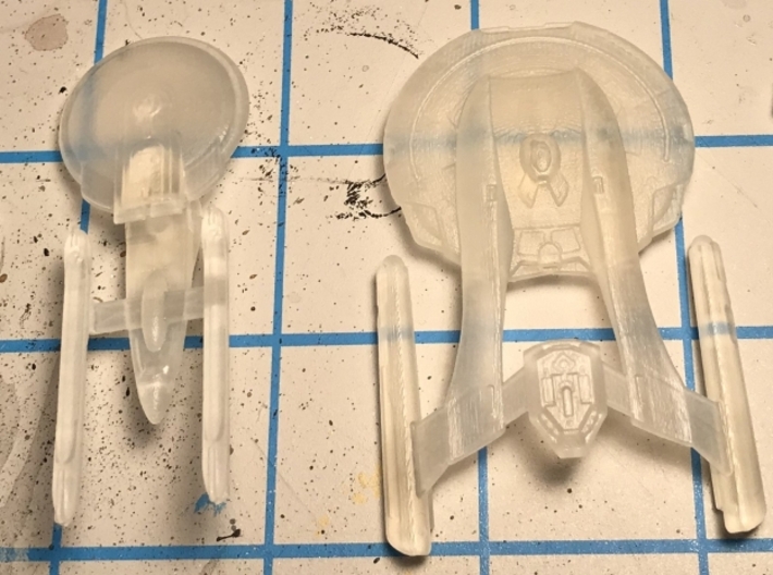 Akira Class 1/7000 Attack Wing 3d printed Right, printed in Smooth Fine Detail Plastic. Picture by nd1983